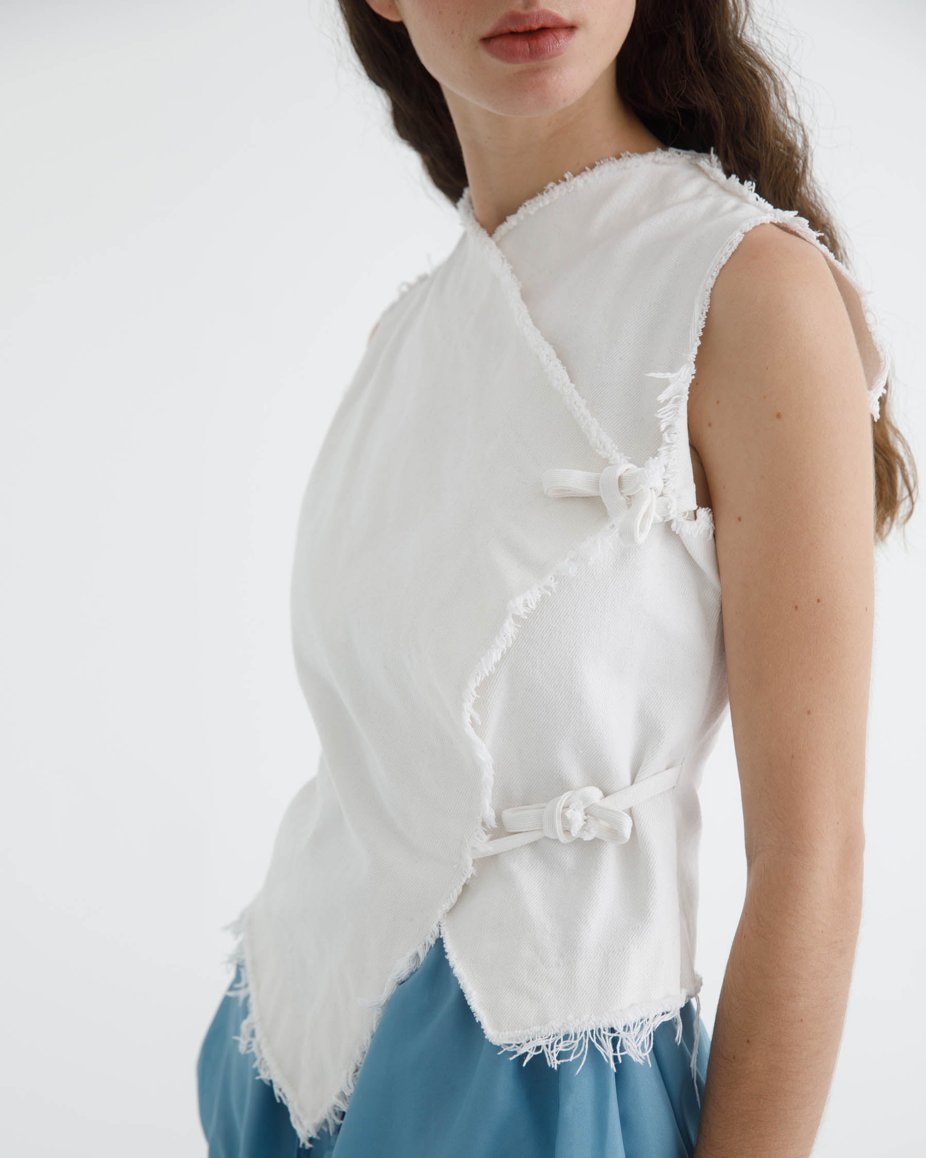 BUENA ADJUSTABLE TOP