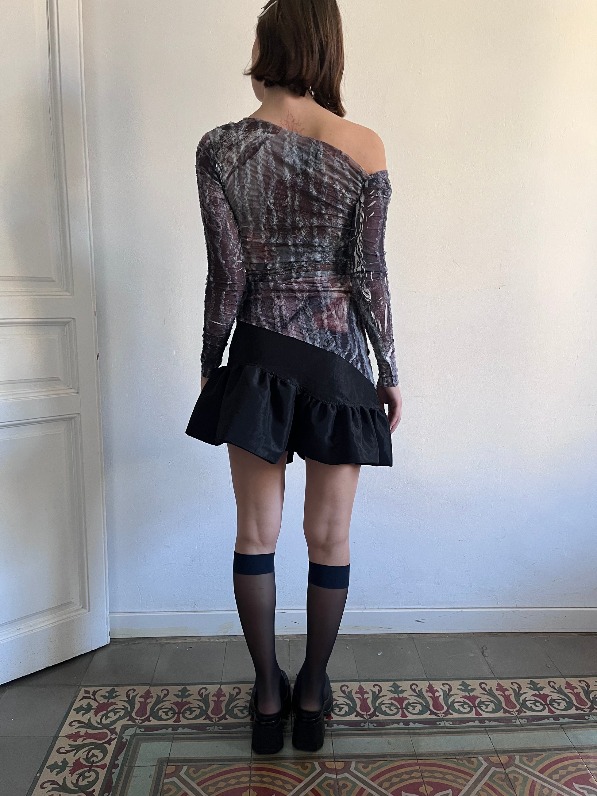 Akaelle mesh sweater